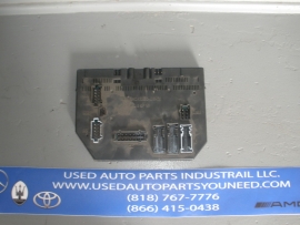 Mercedes Benz - Sam Control Fuse Box - A2215402862